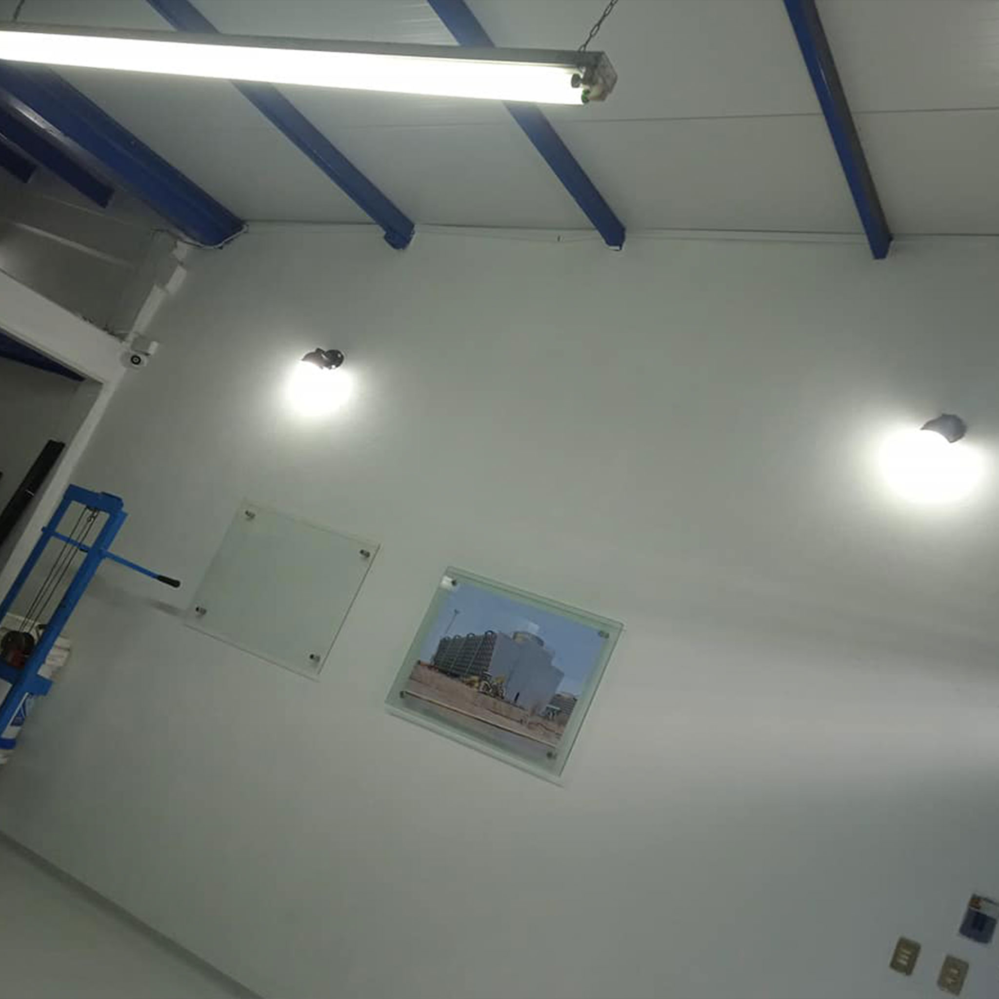 Electricidad comercial